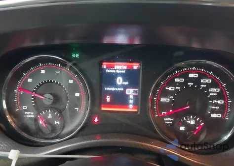 2014 Dodge Charger R/T Plus z USA, uszkodzony, nr VIN 2C3CDXDT4EH341181